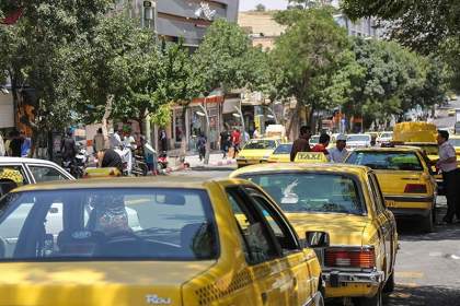 افسار بریده نرخ کرایه تاکسی در «سرزمین جشن‌ها و جشنواره‌ها»/افزایش کرایه تاکسی در سنندج تا 21.5 درصد بیشتر از میانگین مراکز استان‌های همسایه!